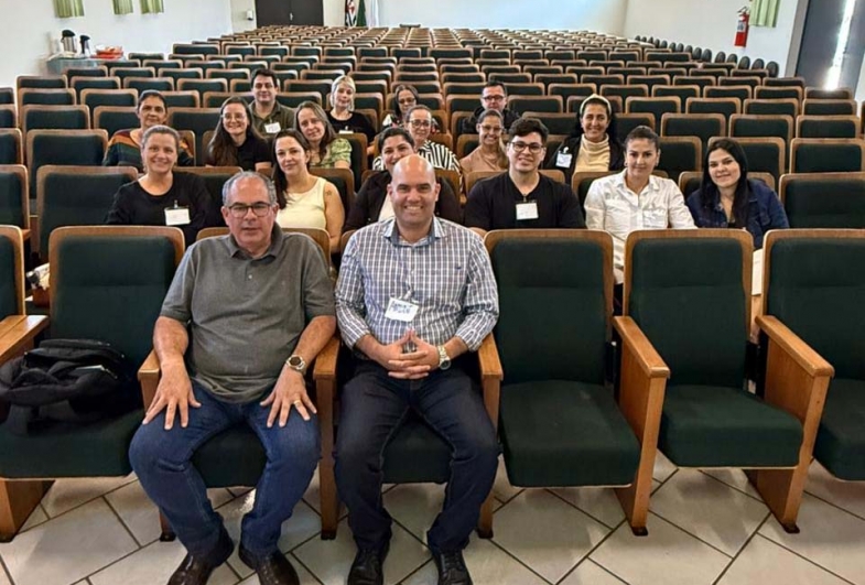 Prefeito de Fartura Marcão do Haras e professor André Caussero