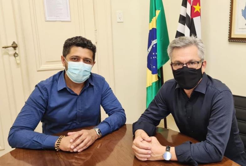 Isnar participa de reunião na Secretaria Estadual da Educação 