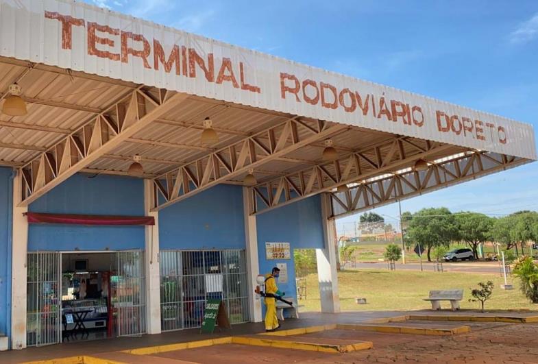 Prédios públicos recebem desinfecção no combate a Covid-19