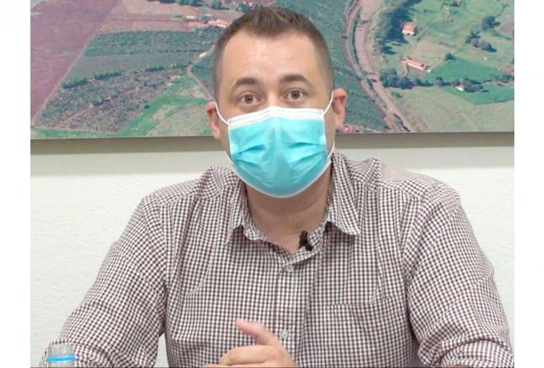 Prefeito esclarece que licitação para aquisição de pães e leite deve suprir demanda do Lar São Vicente de Paulo