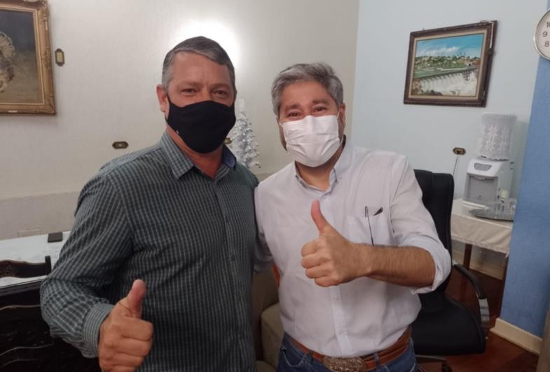 Prefeito de Timburi se encontra com o deputado Fernando Cury