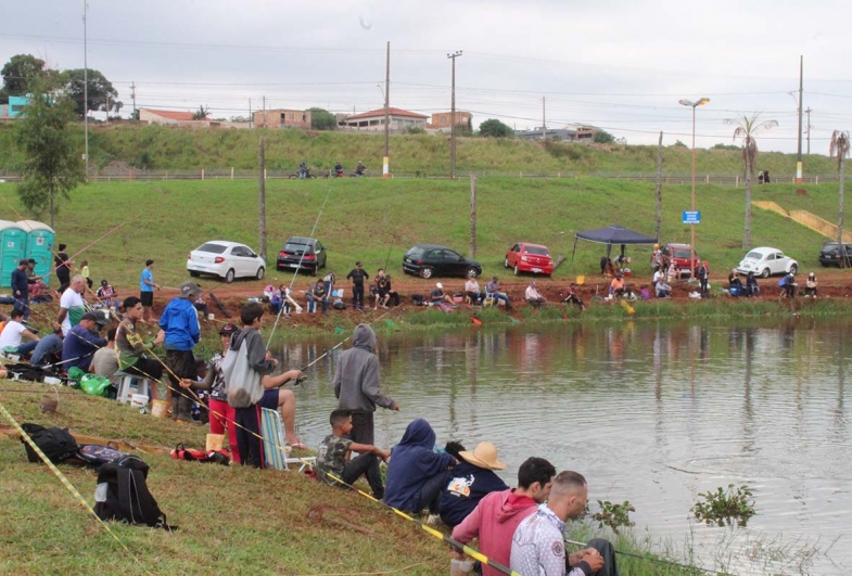 Local esteve repleto pelos pescadores