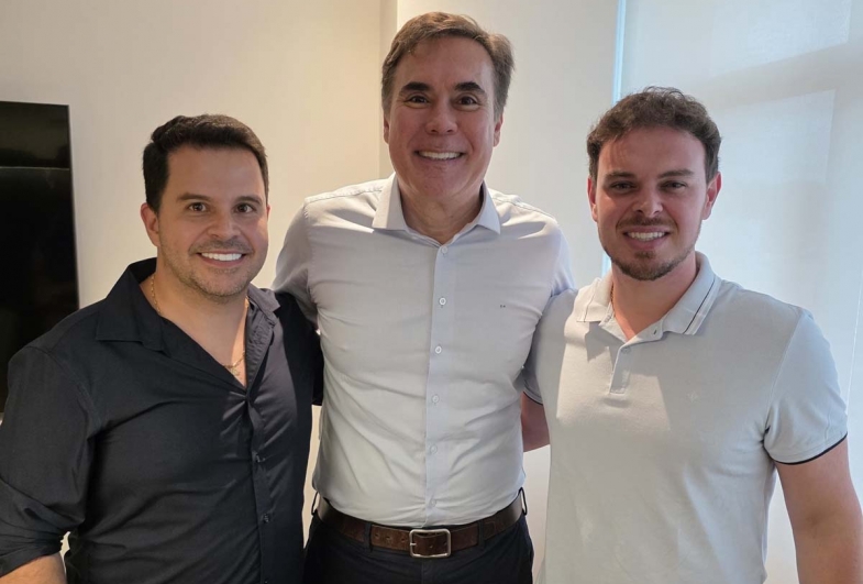 Coronel Macedo busca apoio federal para obras de mobilidade urbana em reunião no Ministério das Cidades