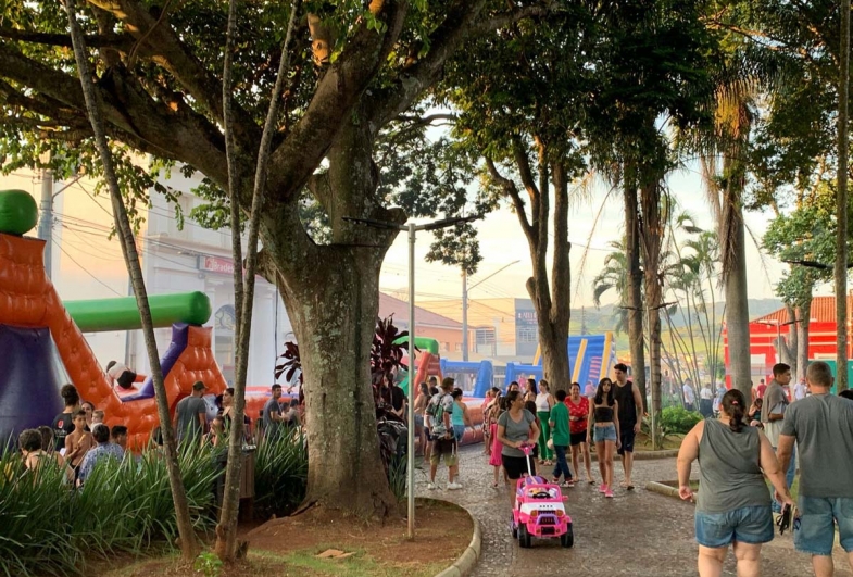 O aniversário de Fartura foi ainda mais especial com a presença das famílias e o riso das crianças