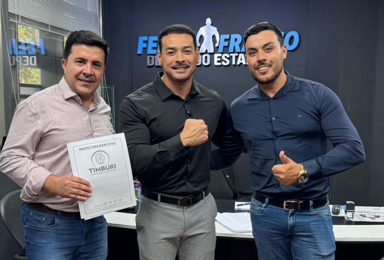 Prefeito Cristiano e vereador Adriano de Timburi solicitam recursos para reforma da piscina pública em reunião na Alesp