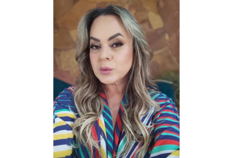 Fernanda Carrara é a primeira transexual eleita na região