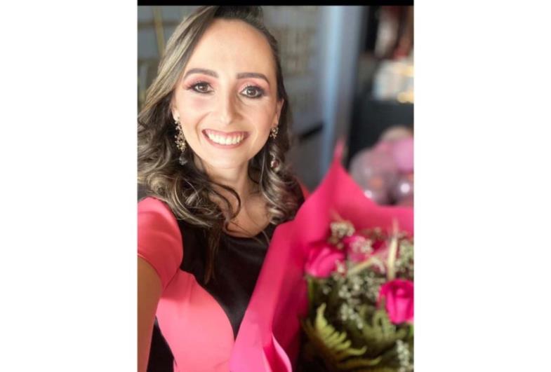 Farturense Luana Cerri Gabriel conquista “Carro Rosa” da Mary Kay