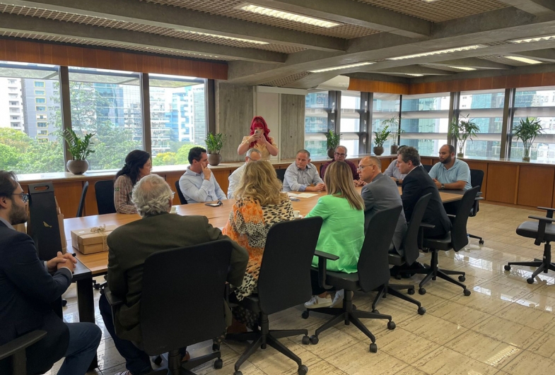 Reunião aconteceu na sede do Consulado da Itália em São Paulo