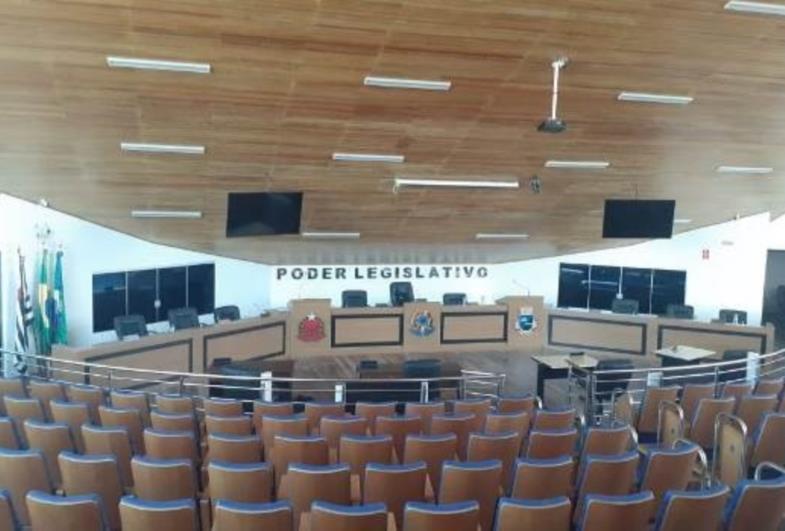 Câmara suspende sessão em Avaré por casos de Covid-19