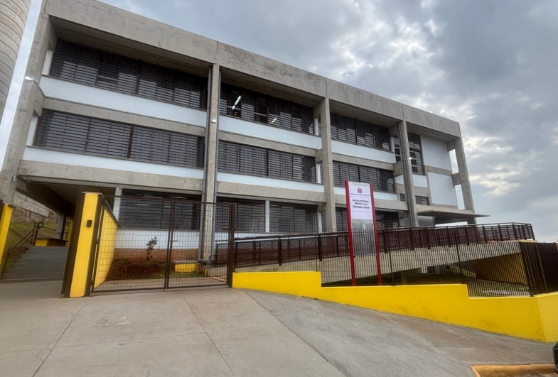 Nova Escola Estadual Prefeito Luiz Gonzaga Lança amplia a estrutura de ensino de Taguaí