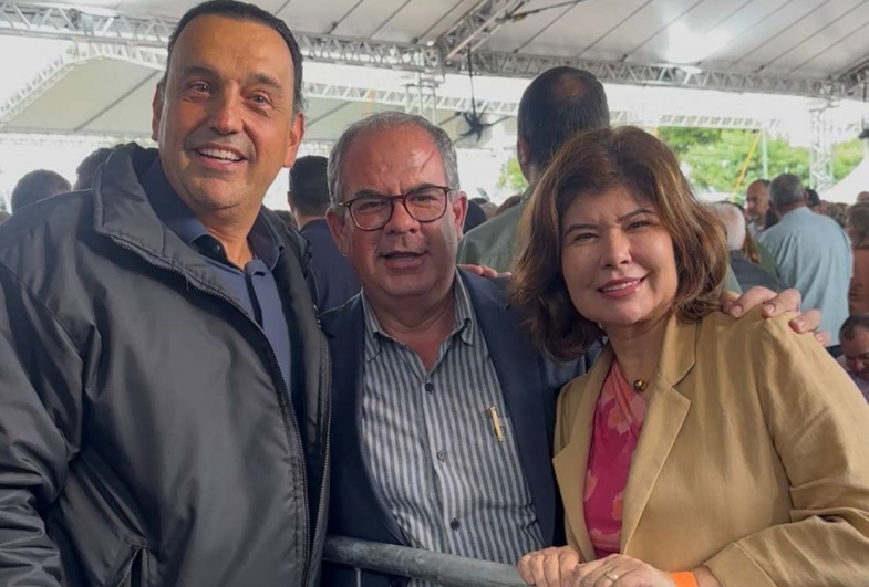 Vice-governador Felicio Ramuth, prefeito Marcos e primeira-dama Elisângela