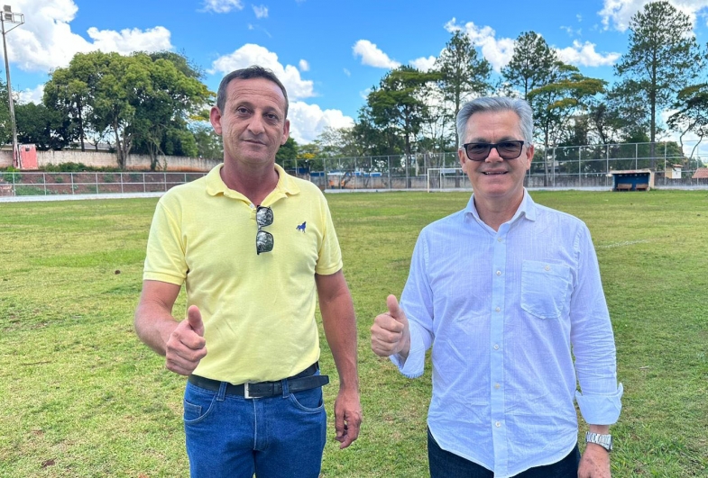 Sarutaiá instala novos alambrados no Estádio Hamud Cassim