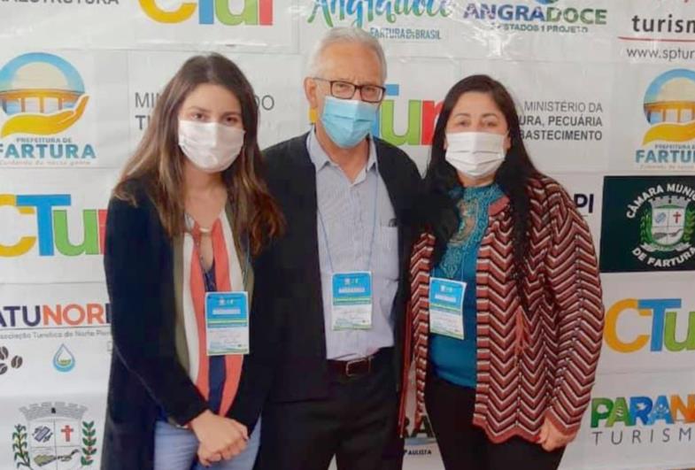Timburi participa do encontro com o projeto Angra Doce Federal