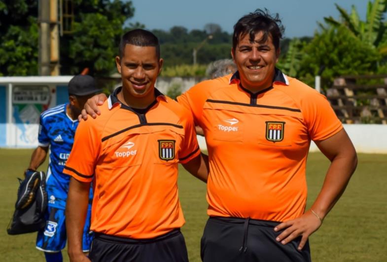 Amistoso Sênior: Jogadores do Fartura Esporte Clube enfrentam Cornetas Ourinhos