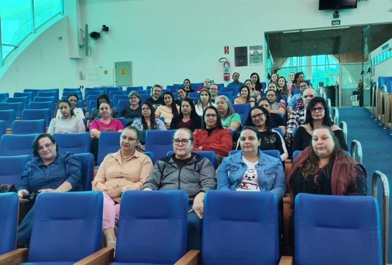 Educadoras na Câmara Municipal