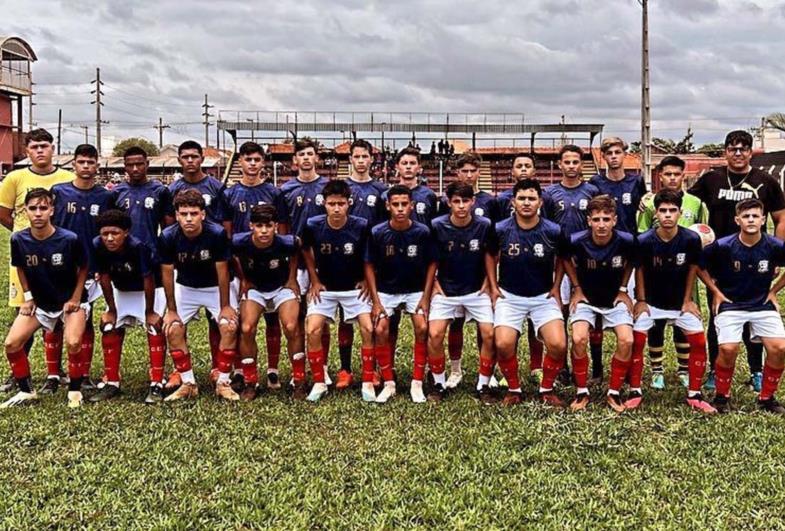 Fartura celebra vitória: Sub-15 torna-se campeão invicto