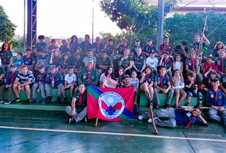 Grupo Escoteiro Pérola do Vale promove tarde de atividades na Escola Monsenhor José Trombi