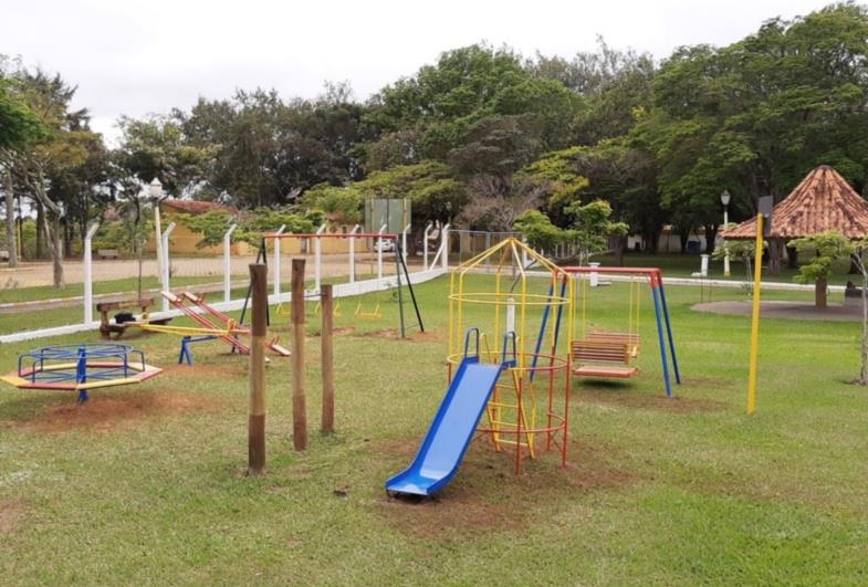 Camping Municipal de Avaré ganha novo parquinho