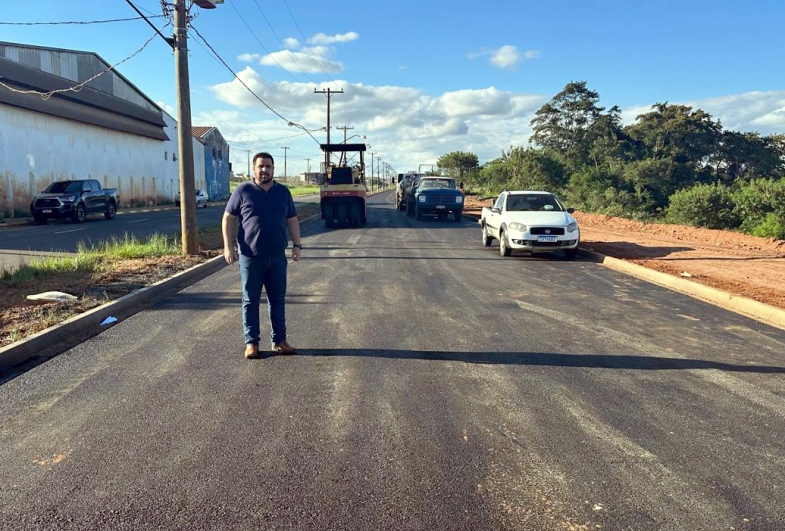  Pavimentação da segunda faixa da Avenida Cunha Bueno é concluída em Avaré