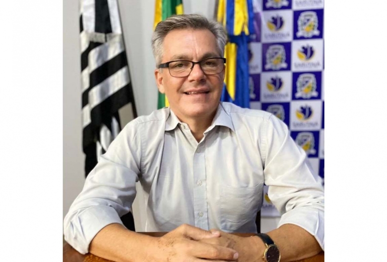 Ex-prefeito de  Sarutaiá e presidente do PSD  em Isnar Freschi Soares