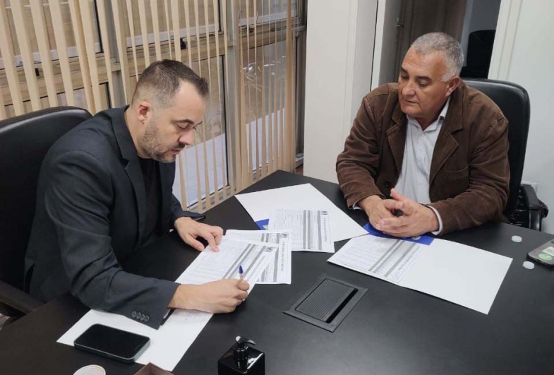 Prefeito apresentou um pedido de emenda para a infraestrutura urbana, que será usado para a reforma de uma praça