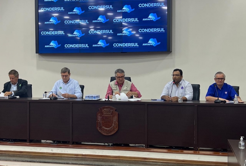 Amvapa apresenta demandas durante encontro com ministro Padilha