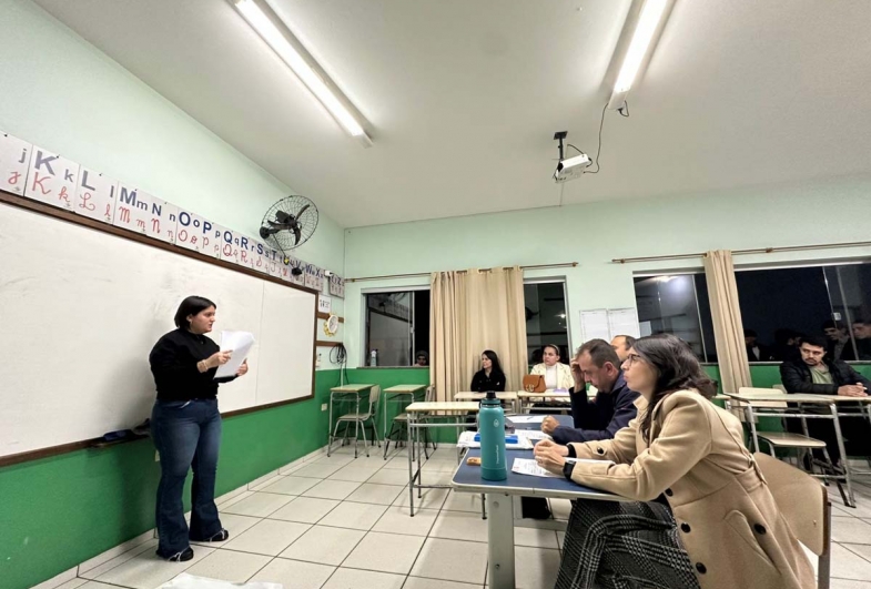 Aluna do curso de Administração Mabilia Maria Maximiano