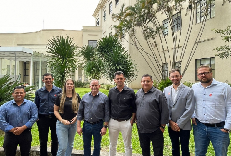 Tatu Benção, Carlos Rodolfo, Regina Bérgamo, Edinho Fundão, Rafael Corona, Dudu da Ambulância, Luiz Henriko e Fausto Dalcin