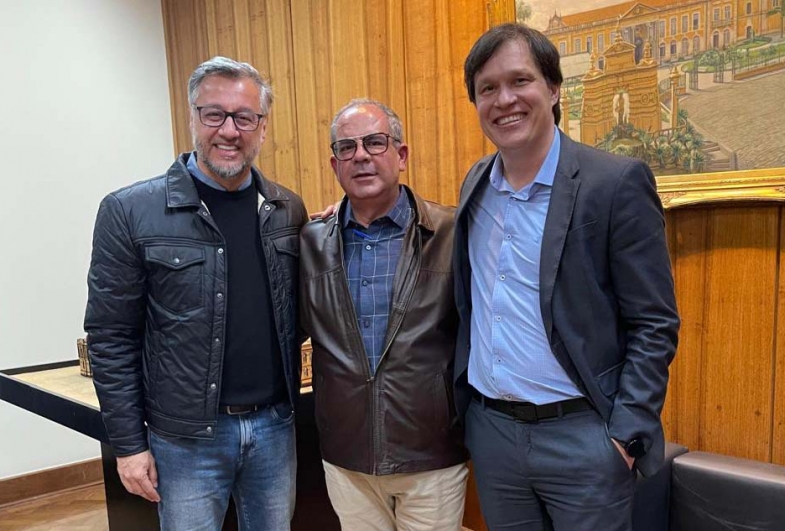 Prefeito de Fartura, Marcão do Haras cumpre agenda em São Paulo e reforça demandas do município