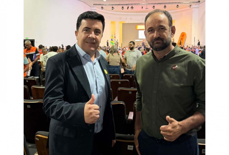 Prefeito Cristiano e vice-prefeito Luciano