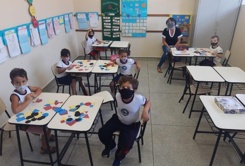 Colégio Educacional de Fartura retorna com aulas presenciais