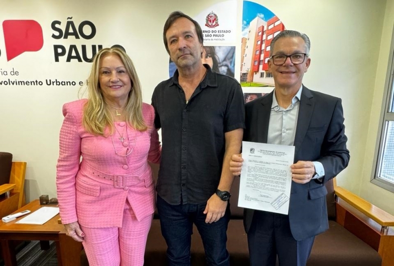 Prefeito de Sarutaiá busca aumento no número de residências em terreno adquirido pela administração