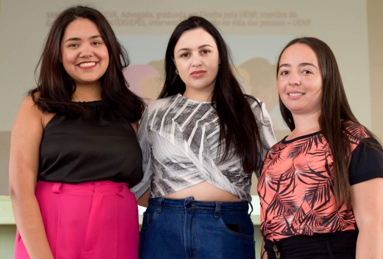 Especial Mês da Mulher: Alunos da Escola Coronel Marcos Ribeiro participam de bate-papo com especialistas sobre direitos das mulheres