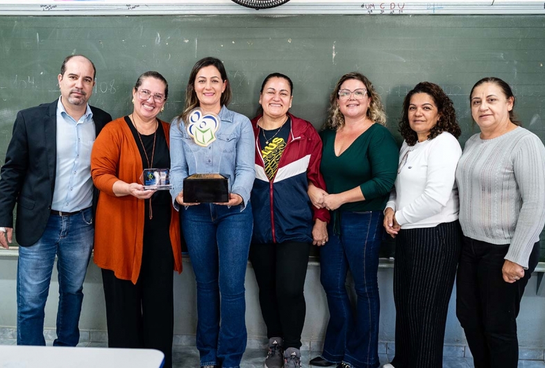  Instituto Rubens Meneghetti (IRM) reconhece alunos e professores de Itaí e Paranapanema