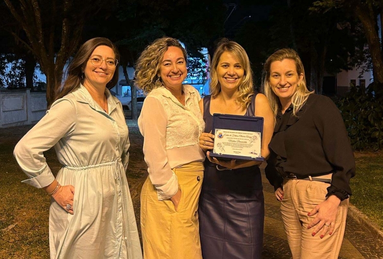 Familiares e amigos acompanharam a homenagem