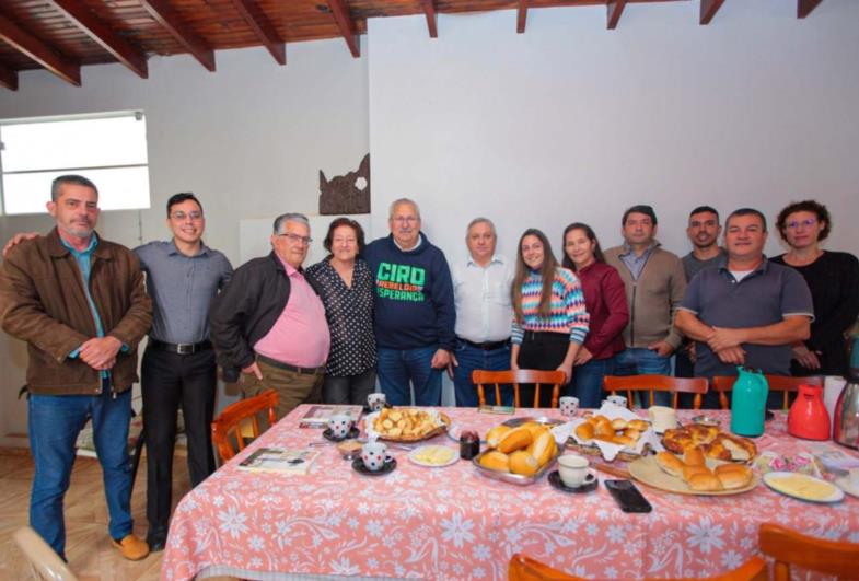 Candidato a deputado federal Antonio Neto é recepcionado em Fartura