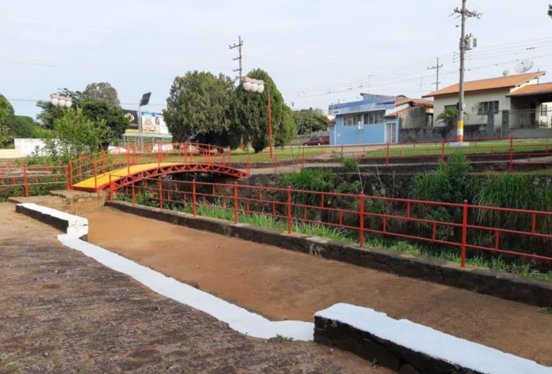 Prefeitura de Avaré revitaliza pintura da Praça Japonesa