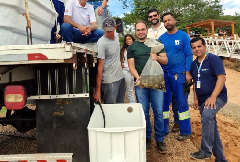 Dia Mundial da Água é comemorado com soltura de peixes na Represa Jurumirim em Avaré