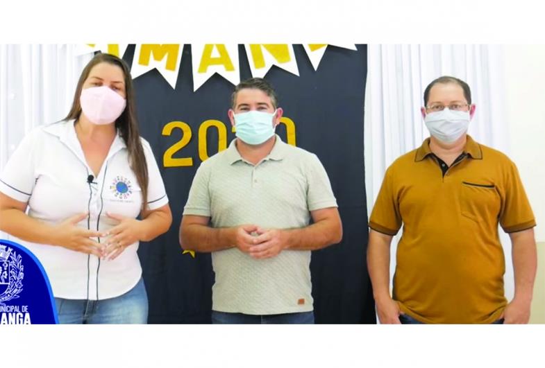 Prefeito Douglas parabeniza alunos por formatura em Itaporanga