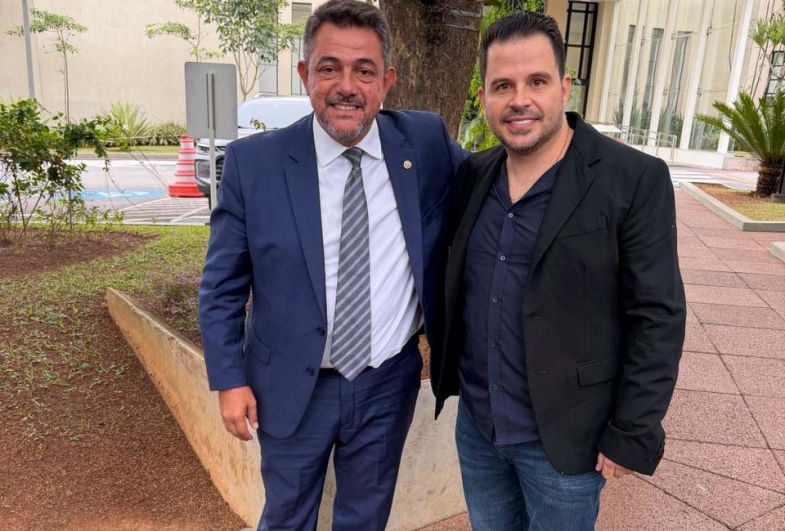 Deputado Estadual Danilo Balas e  prefeito Diego do Nino