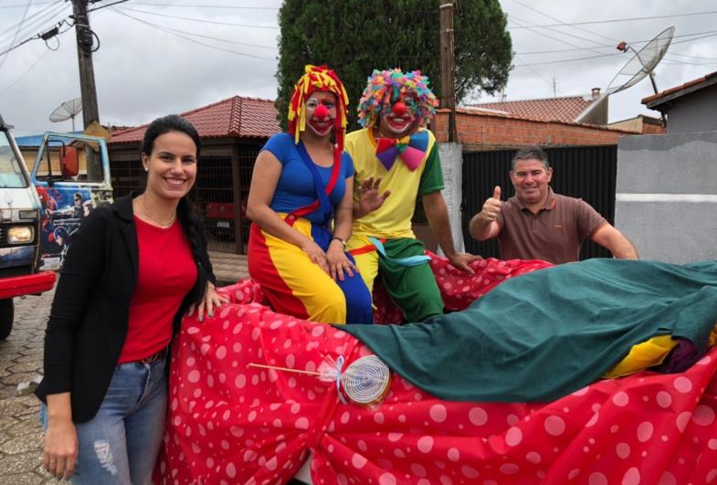 Douglas realiza festa em comemoração ao Dia das Crianças em Itaporanga