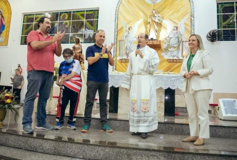 Avaré recebe “Noite de Louvor” com missionário Dunga