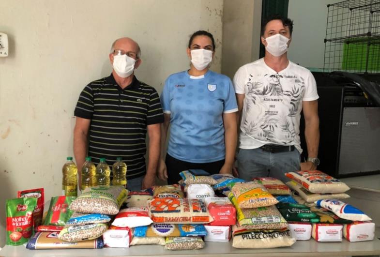 Assistência Social recebe alimentos doados durante São Silvestre