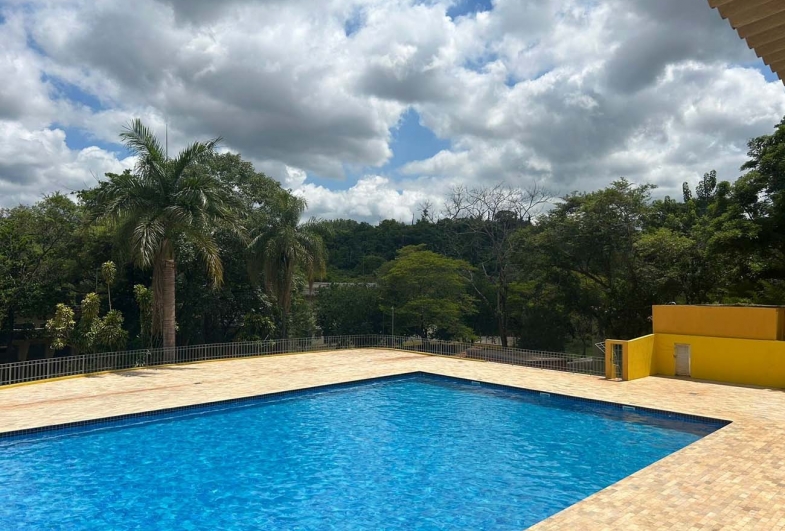 Piscina de Águas de Santa Bárbara recebe turistas no final de ano