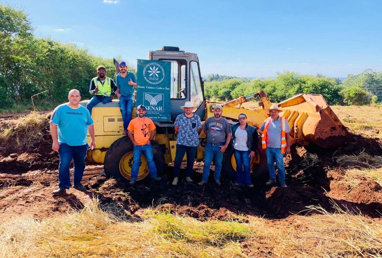 Timburi promove curso de Operação de Pá Carregadeira