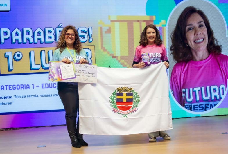Professora de Santa Cruz do Rio Pardo vence prêmio nacional de Educação