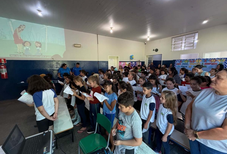Alunos durante apresentação