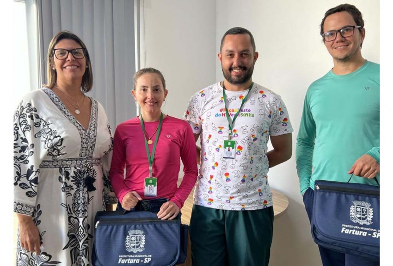 Secretaria da saúde Regiane, Eva e João