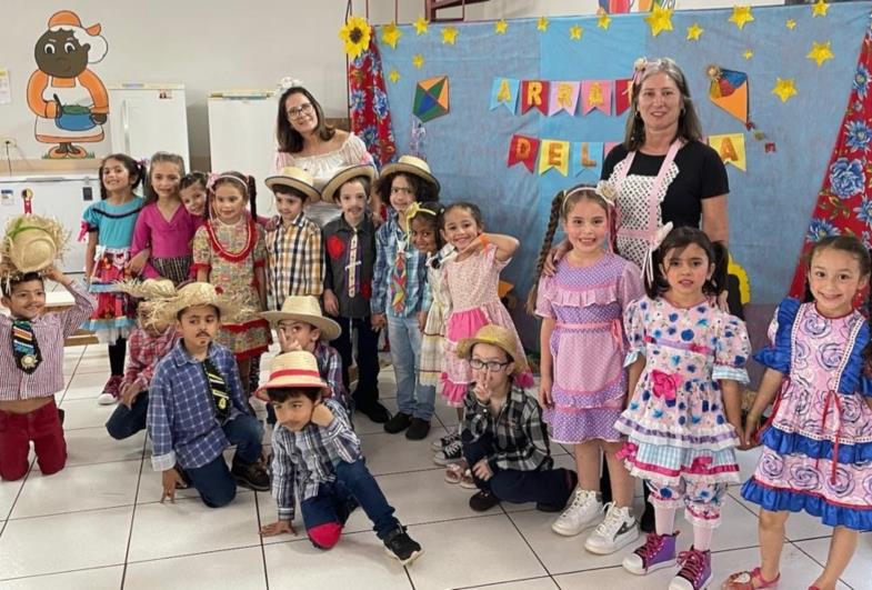 Escolas municipais de Taguaí realizam suas festas juninas