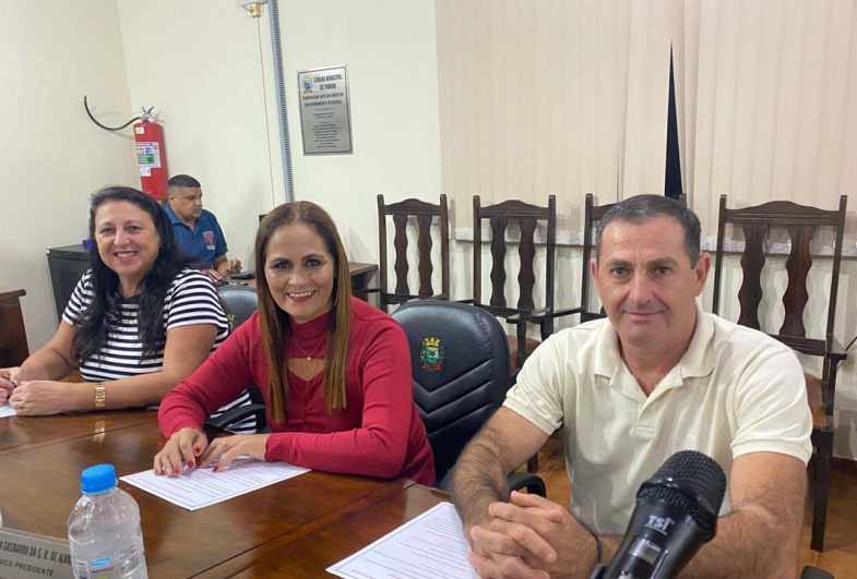 Vereadora Leila Naldi vereadora Preta e vereador Rivael Leme dos Santos